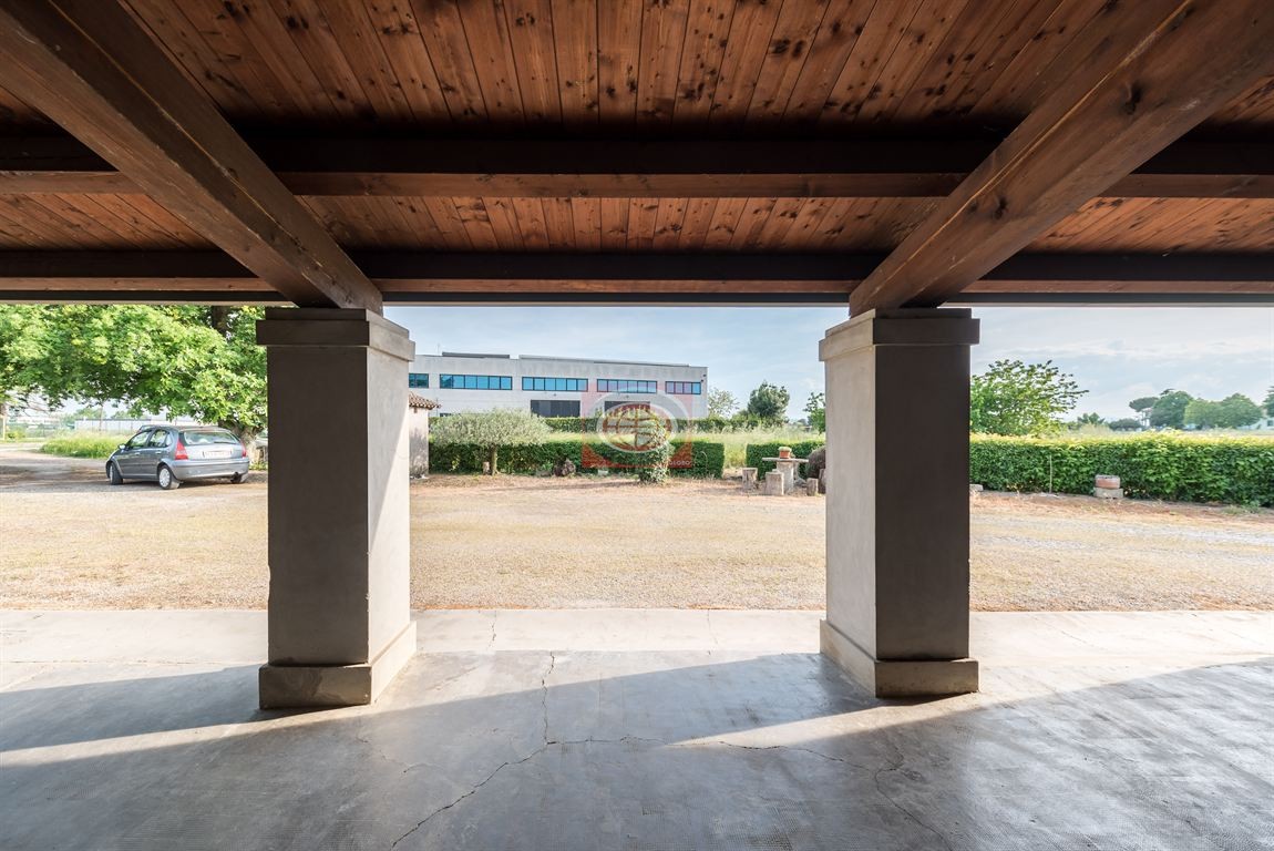 Casa singola con 1500 mq di terreno